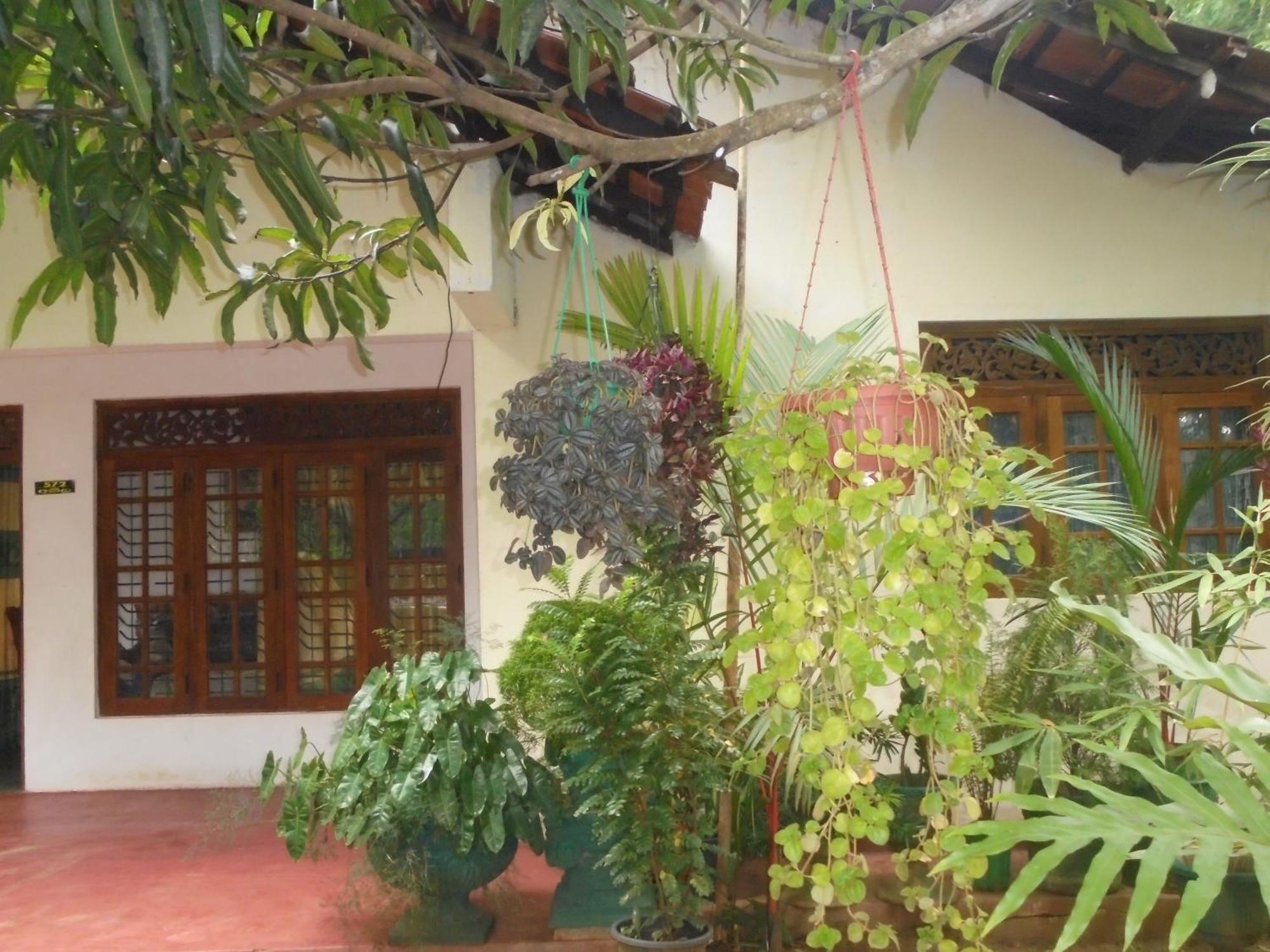 Ath Hala Safari Resort Uda Walawe Extérieur photo